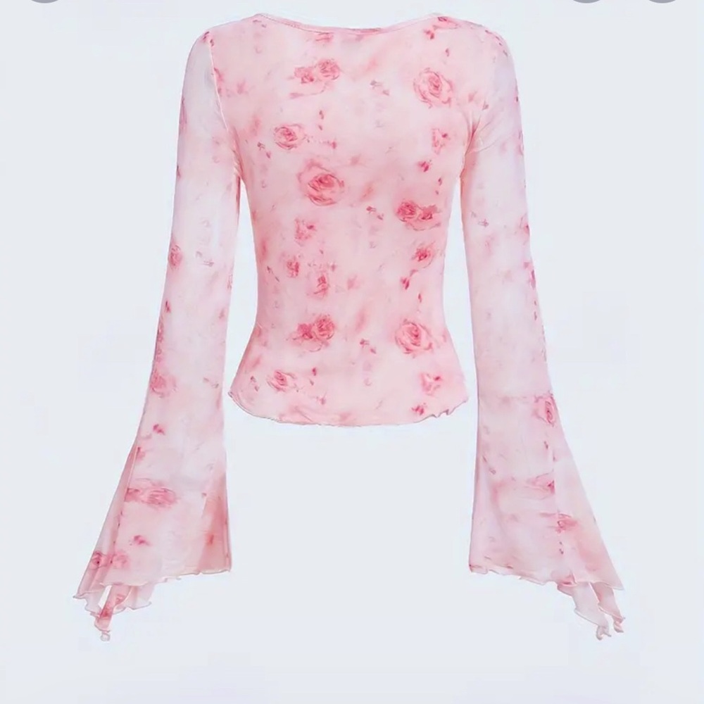 WINTER PLUM Top w/ Flared Sleeves! Baby Pink w/ Blush Pink Flowers, Small, EUC 🌸 - Picture 2 of 5
